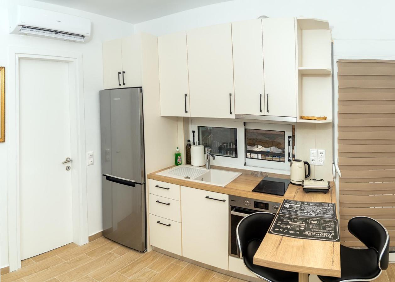 Modern Studio Chiou Атина Екстериор снимка